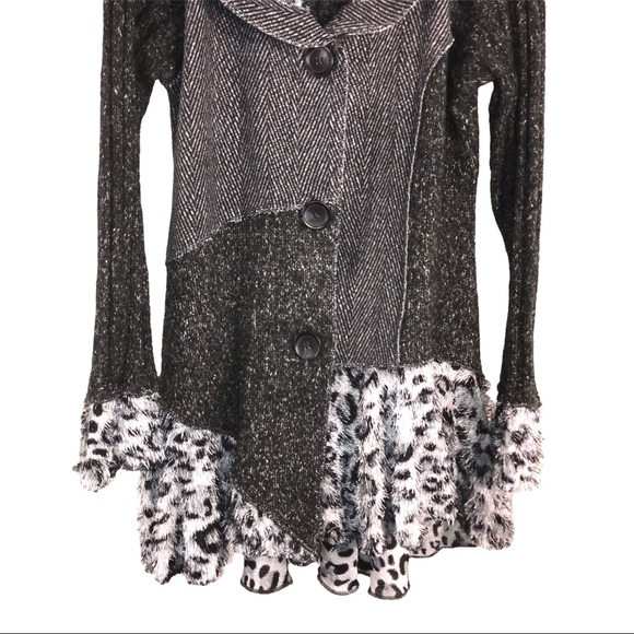 Sioni Leopard Mixed Patchwork Ruffle Sweater - Picture 5 of 11